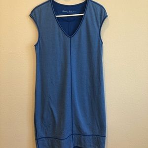 Tommy Bahama women’s size M v neck sleeveless